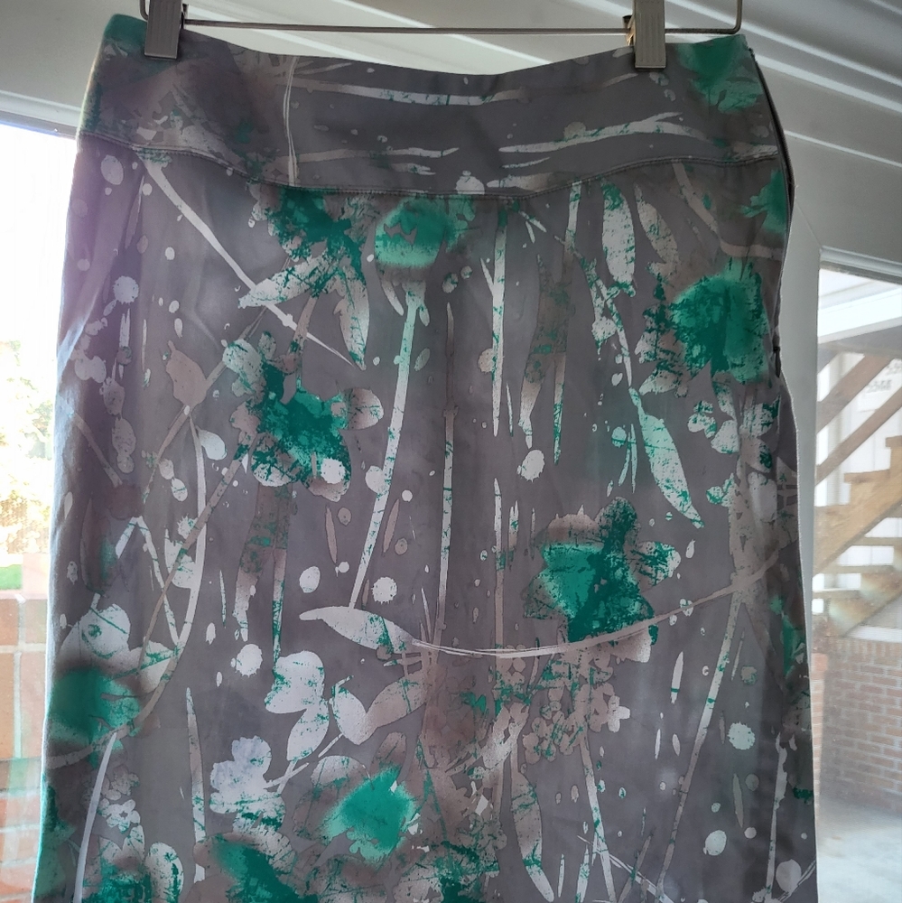 Pencil skirt